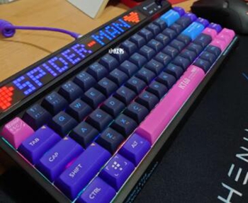 机械师KT68智慧屏键盘